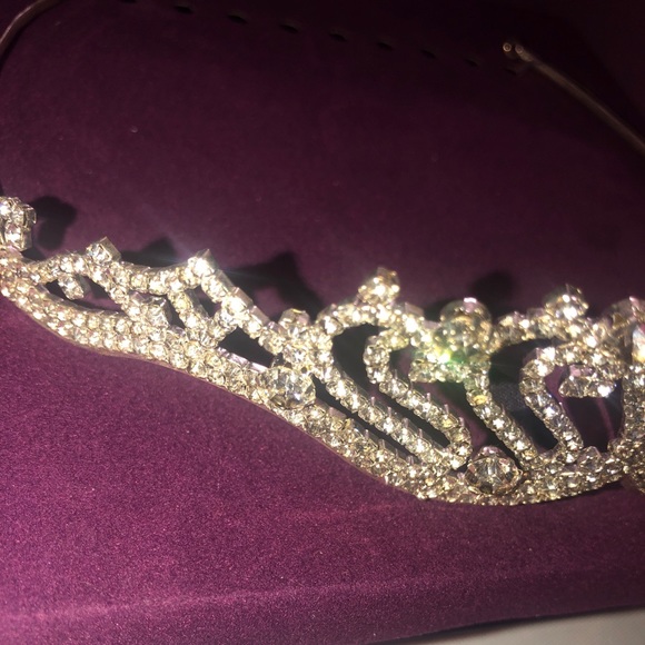Turi Bridal & Quinceañera Tiara main image 8